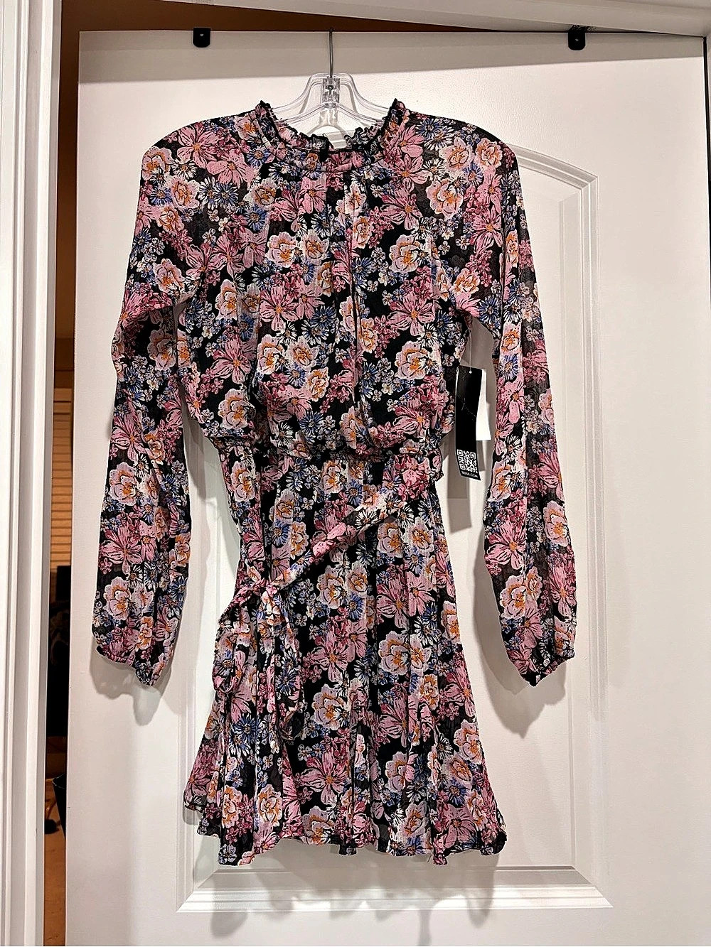 Trixxi Floral Long Sleeve Dress Black & Pink Size Small